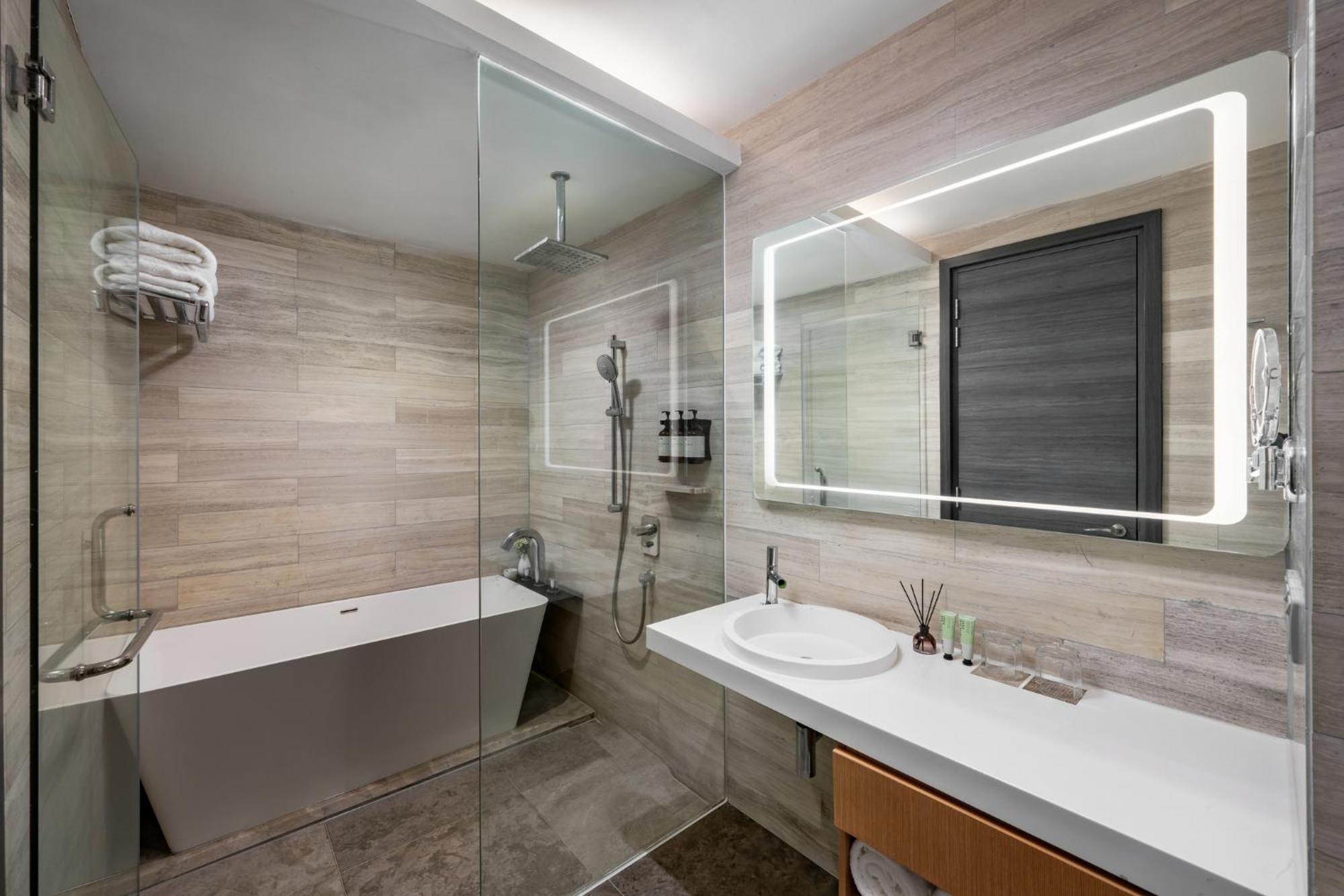 Fraser Place Puteri Harbour Nusajaya  Kültér fotó Bathroom