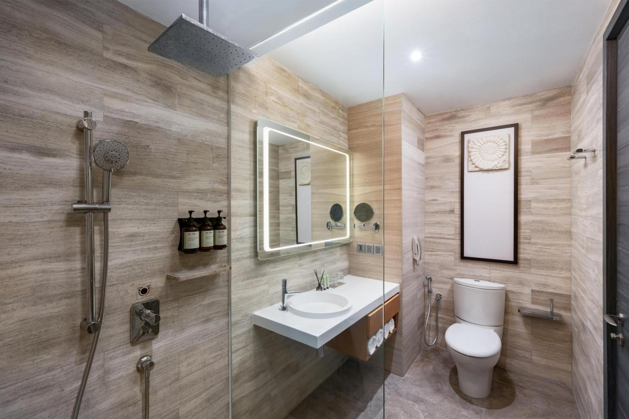 Fraser Place Puteri Harbour Nusajaya  Kültér fotó Bathroom